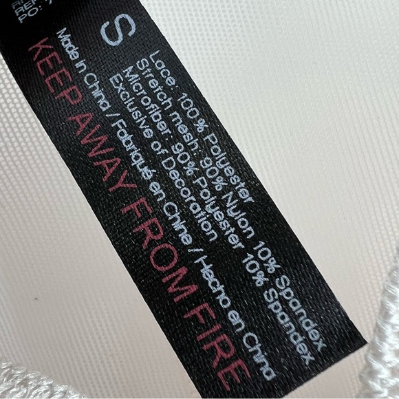 Thistle and Spire NWT Marion Crochet Lace Bodysuit in Ivory - Picture 7 of 9